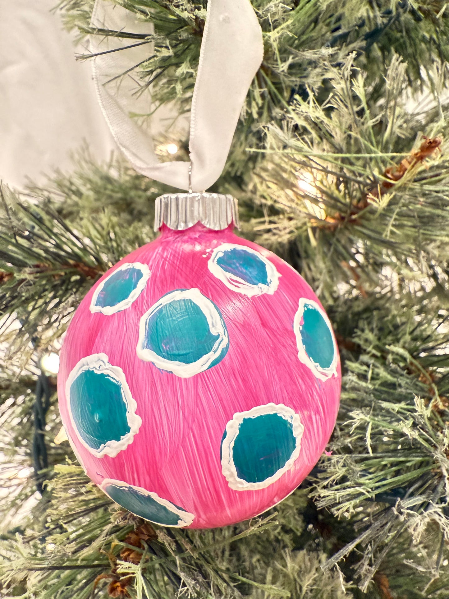 Ornaments - festive polka dots